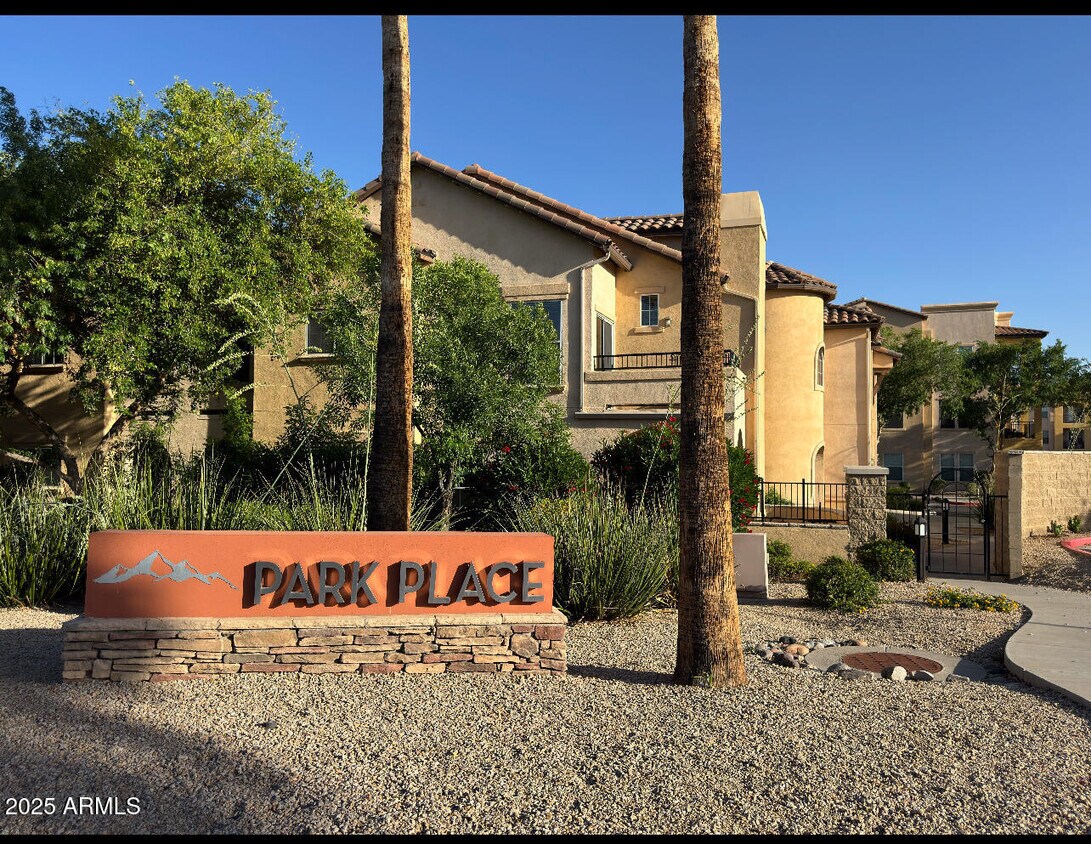 Foto principal - 14575 W Mountain View Blvd