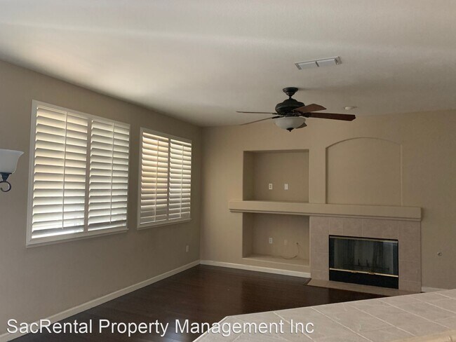 Foto del edificio - 4 br, 3 bath House - 9415 Oakley Way