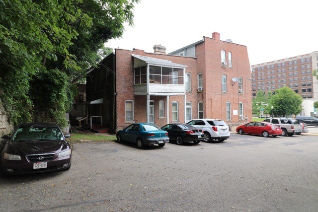 Building Photo - 701 Bluff ST