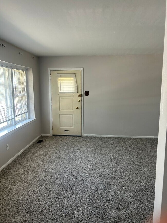 Foto del edificio - 538 Lawler St