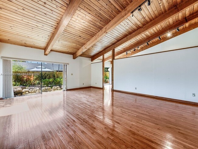 Building Photo - 9055 SW 78th Ct