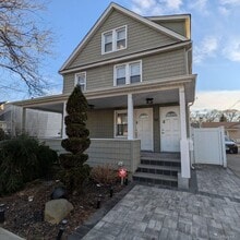 Building Photo - 94 Underhill Ave