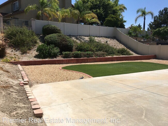 Foto del edificio - 4 br, 2.5 bath House - 1471 Knollwood Place