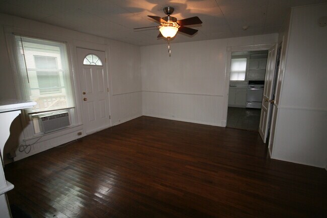 Building Photo - 830 Wilkerson Ave