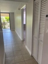 Building Photo - 14311 N Kendall Dr