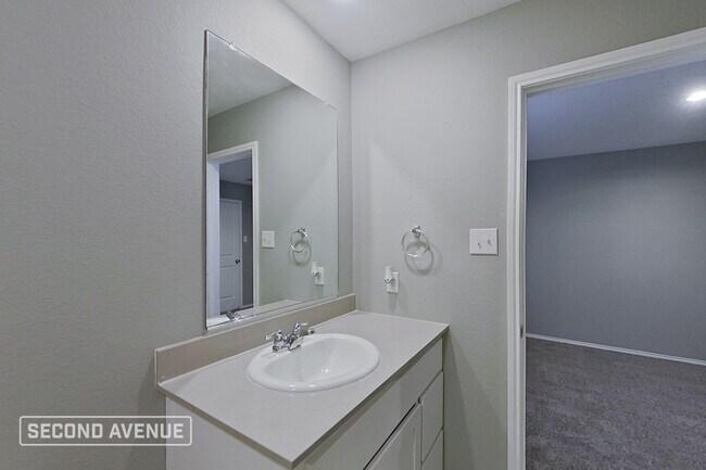 Foto del edificio - 8719 Cottage Crk Dr