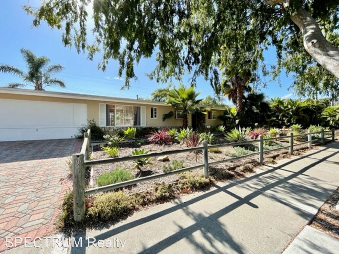 Primary Photo - 3 br, 2 bath House - 671 Cambridge Dr.