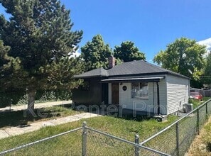Building Photo - 494 N Emery Ave