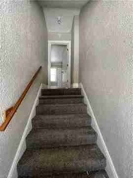 Foto del edificio - 899 Stadelman Ave