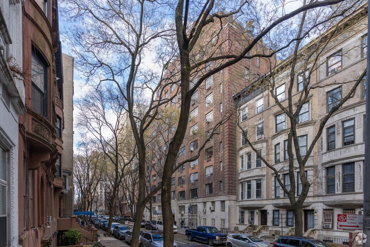 Foto principal - 35 W 90th St