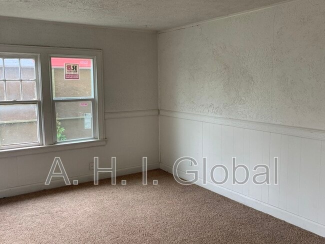 Building Photo - 1620 S Hayden St