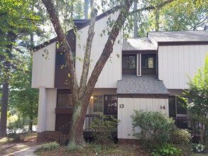 Building Photo - 3775 Guess Rd