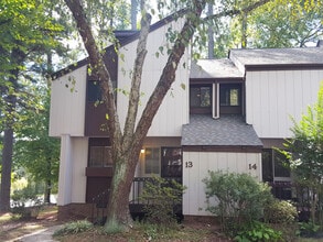 Building Photo - 3775 Guess Rd