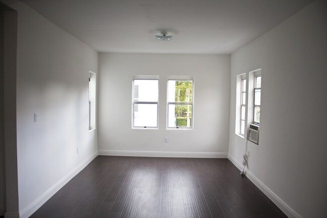  - 120 SW 5th Ave