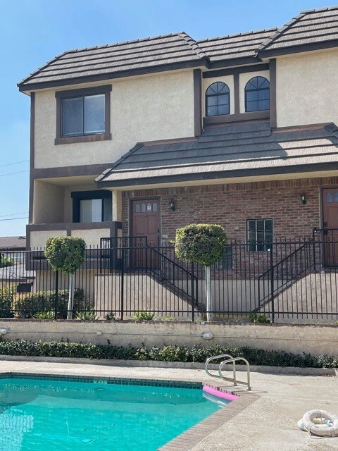 Foto principal - 821 S 2nd St