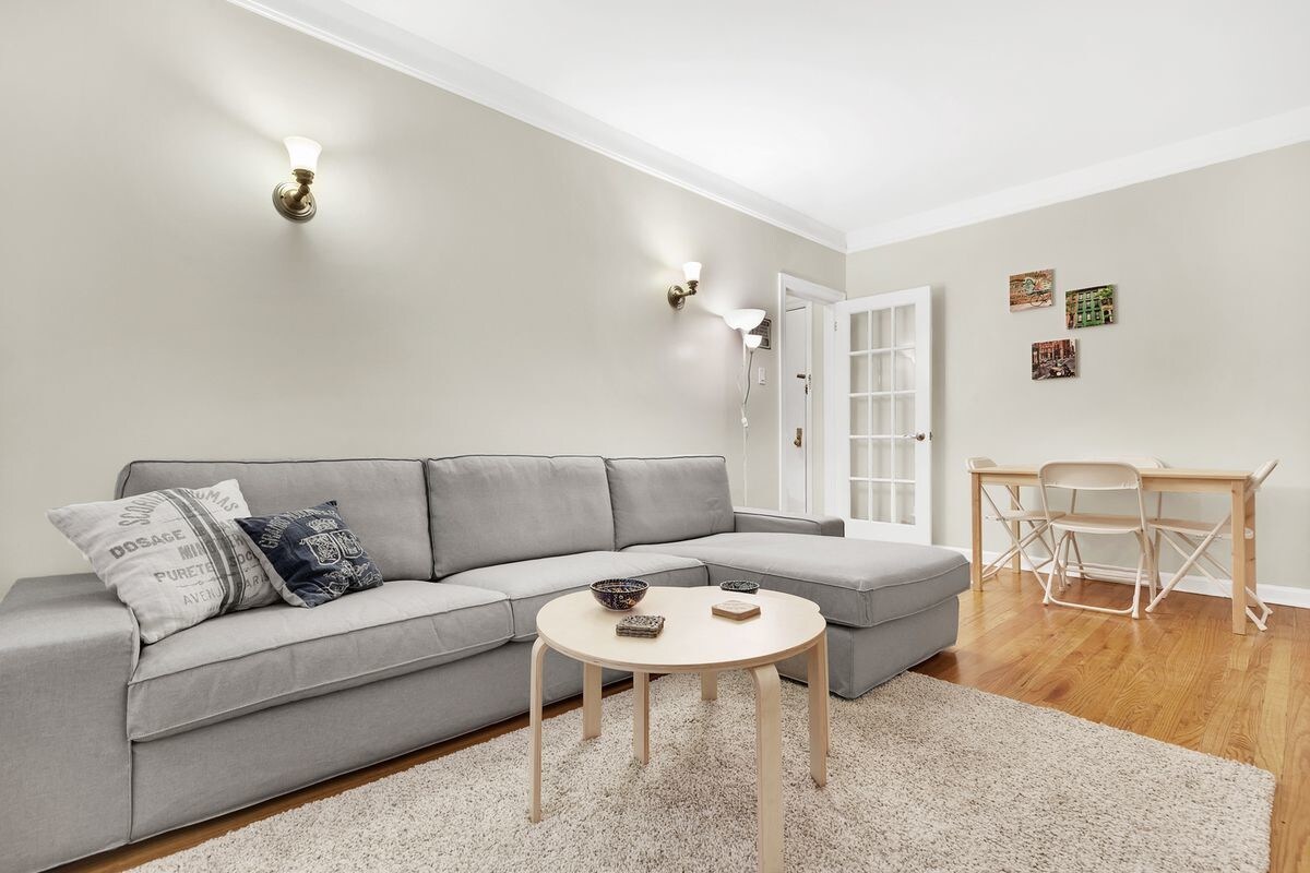 Foto principal - 113 W 13th St