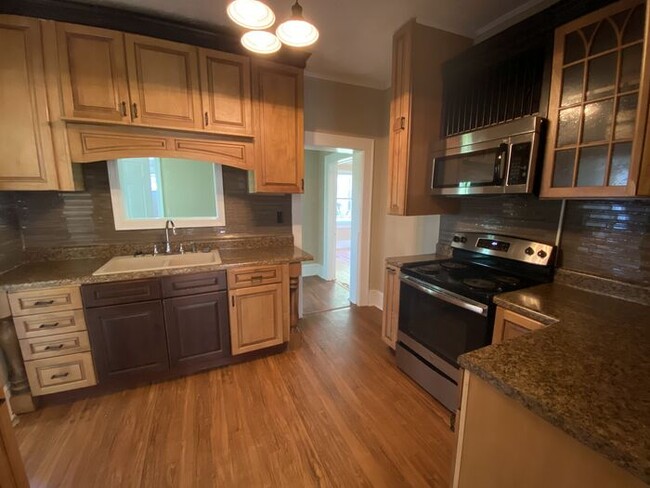 Foto del edificio - 1117 Berkshire Rd