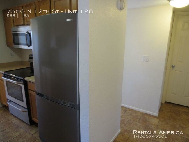 Building Photo - 2 bedroom in Phoenix AZ 85020-4563