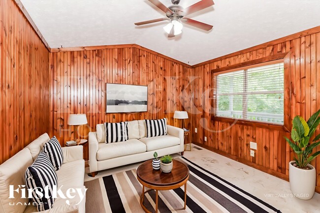 Foto del edificio - 115 River Trace Dr