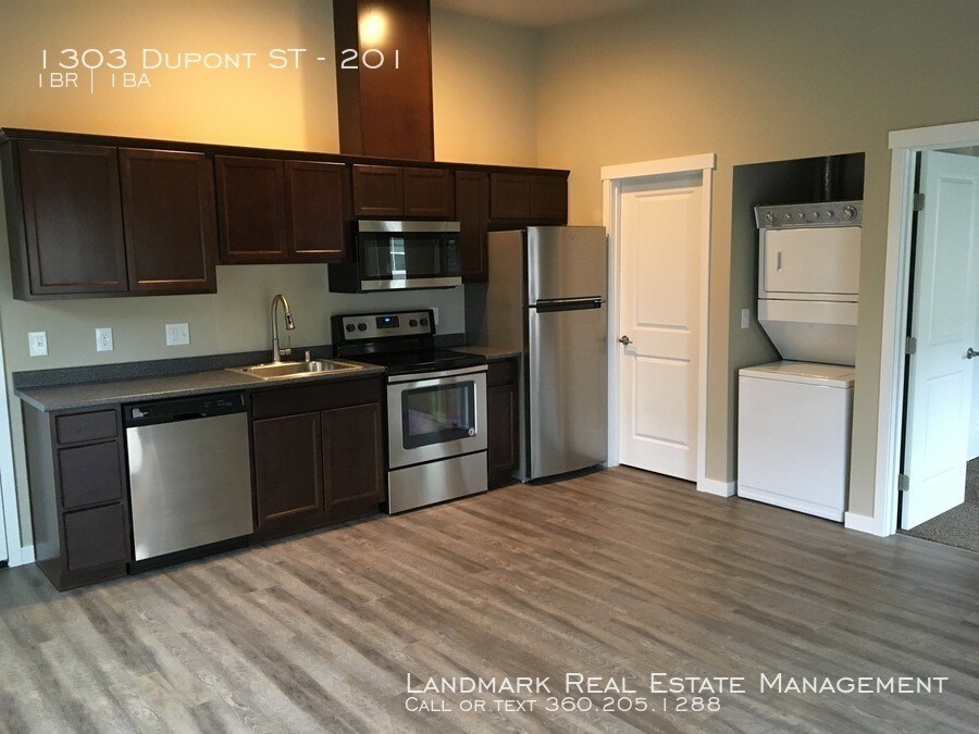 1303 Dupont St Unit 201, Bellingham, WA 98225 Room for Rent in