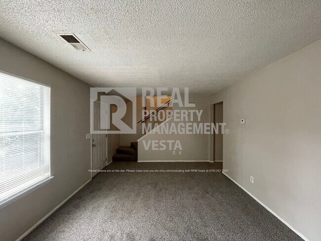 Foto del edificio - 515 Maplewood Dr