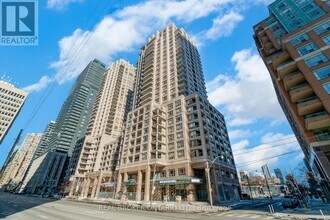 Building Photo - 909 Bay St.