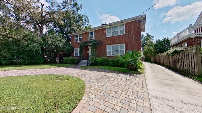 Foto del edificio - 1274 Belmont Terrace