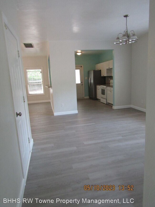 Building Photo - 3 br, 2.5 bath House - 2100 Ruth Street