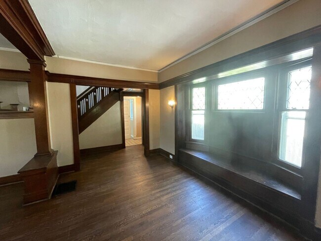 Building Photo - 171 Lexington Ave