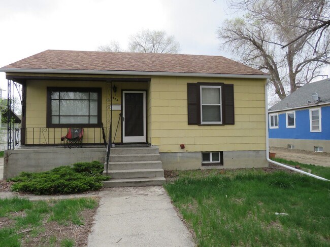 Foto del edificio - 424 Howard Ave