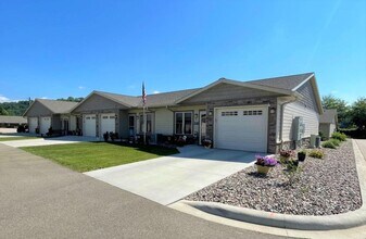 Building Photo - 706 McHugh Rd