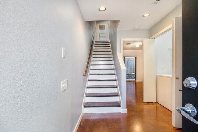Foto del edificio - 2940 Cline St