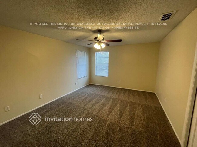 Foto del edificio - 13312 Kearney Way