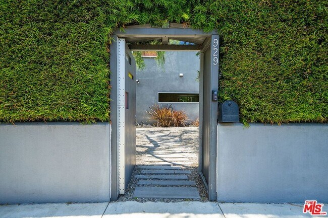Foto del edificio - 929 Dickson St
