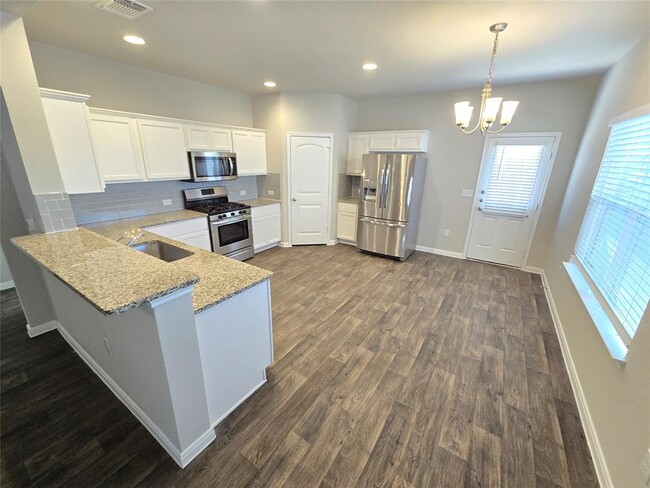 Building Photo - 13903 Macquarie Dr