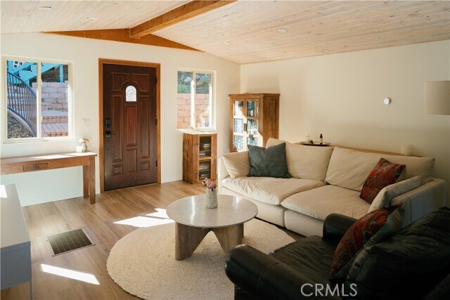 Foto del edificio - 16851 Hay Dr