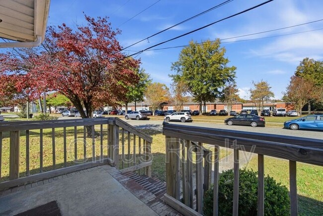 Building Photo - 3 Shelby St