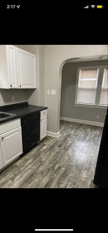 Foto del edificio - 3878 W 31st St