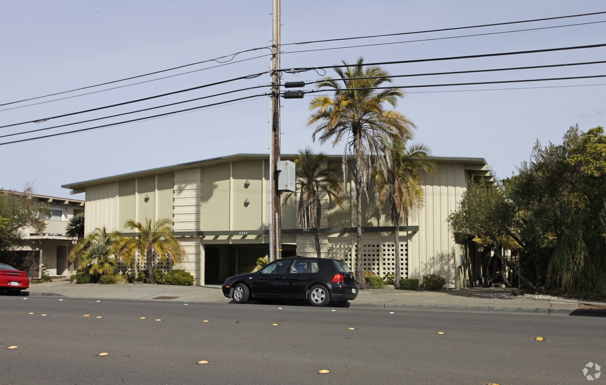 2225 Otis Dr, Alameda, CA 94501 Apartments in Alameda, CA