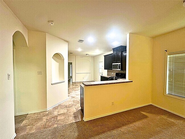 Foto del edificio - 8218 Nagy Hill St