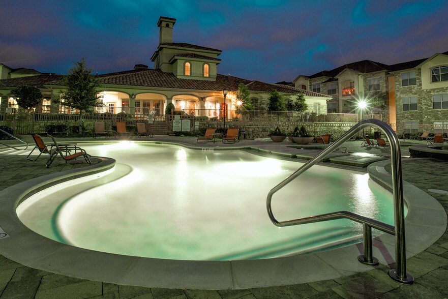 Lebanon Ridge Luxury Apartment Community Rentals Frisco, TX