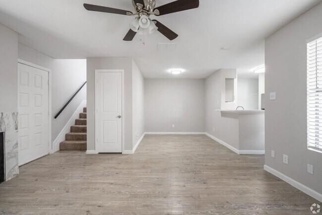 Building Photo - 10300 Golden Meadow Dr