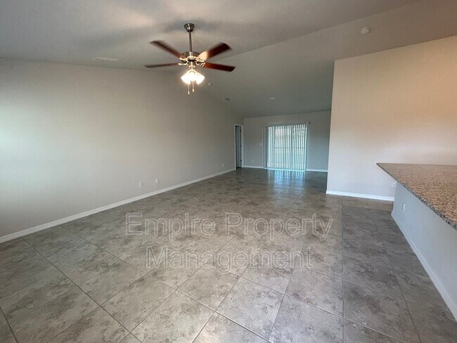 Foto del edificio - 1817 NE 40th Ln