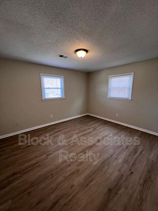 Foto del edificio - 205 Gregg St