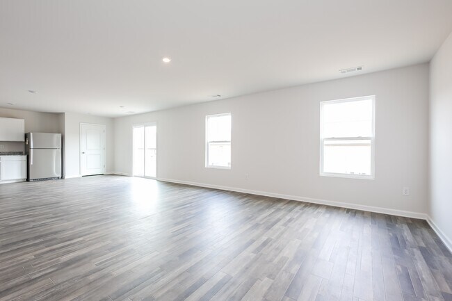 Foto del edificio - 132 Evonshire Blvd