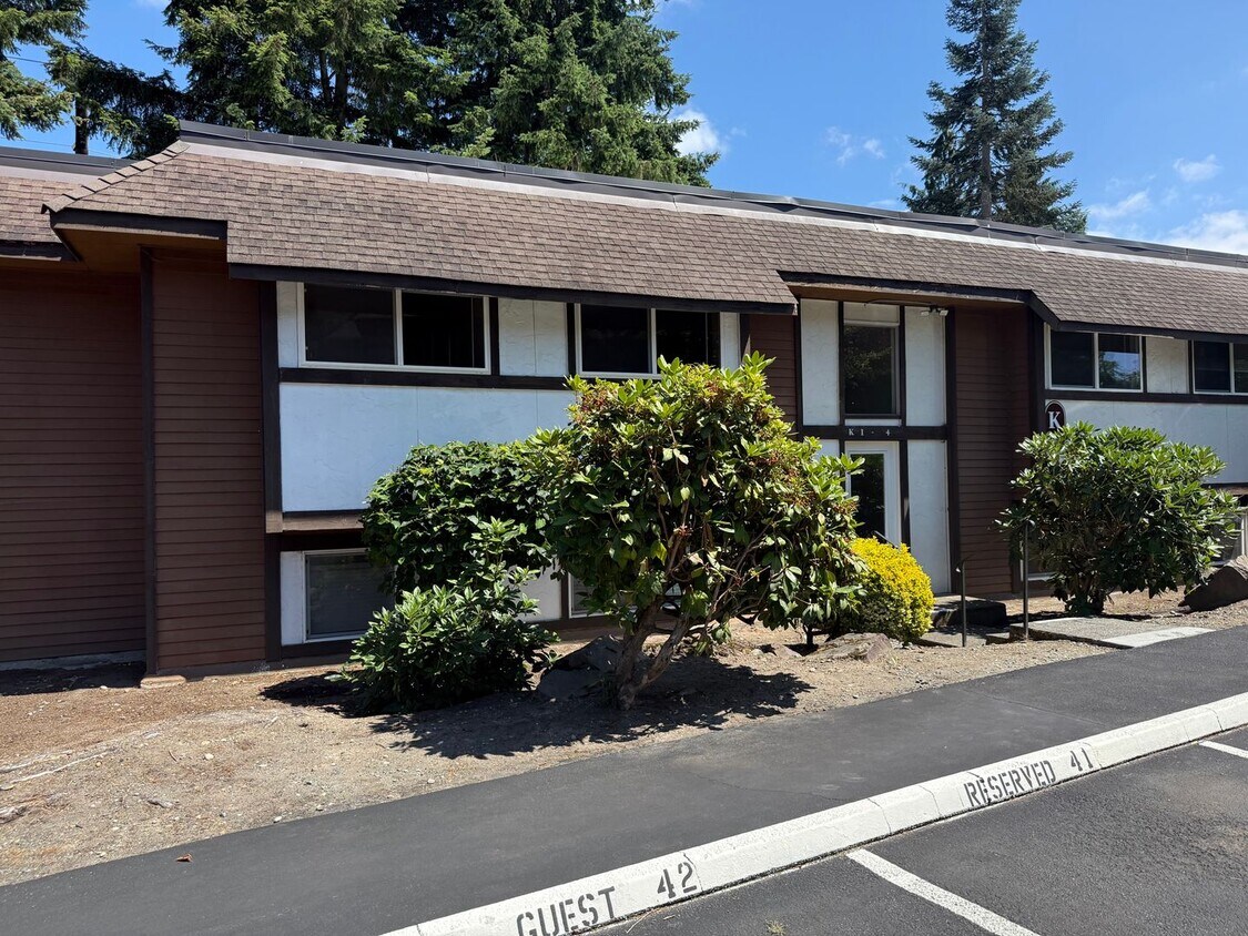 Primary Photo - Newly Remodled 3 bed, 2 baths Edmonds Cond...