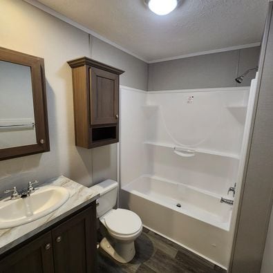 Building Photo - 2324 Birch St