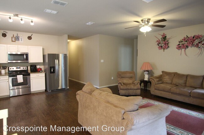 Building Photo - 4 br, 2 bath House - 5828 Deauville St