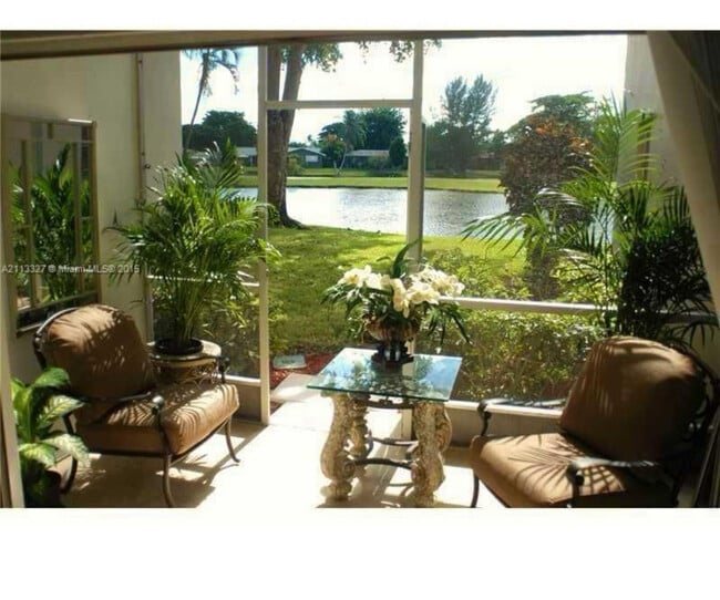 Foto del edificio - 2431 SW 82nd Ave