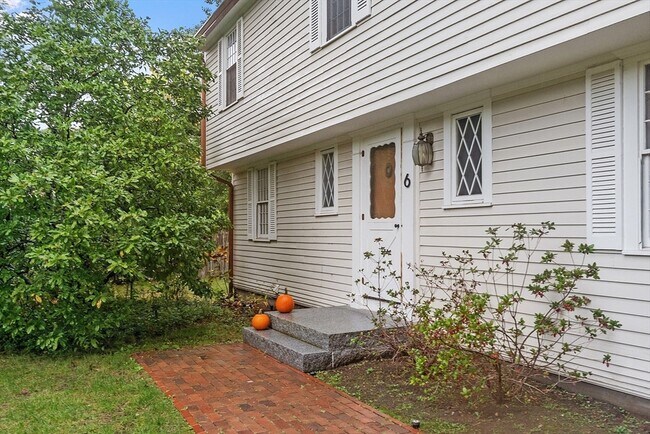 Building Photo - 6 John Matthews Rd